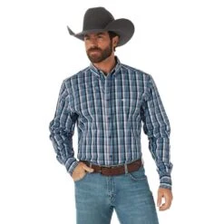 Wrangler Men's 20X Competition Performance Navy Plaid Buttondown