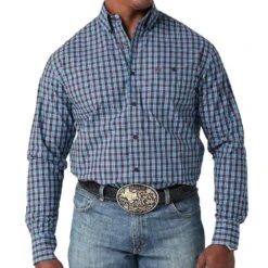 Wrangler Men's Plaid Long Sleeve Buttondown