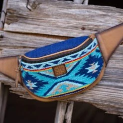 STS Ranch Wear Mojave Sky Belt Bag