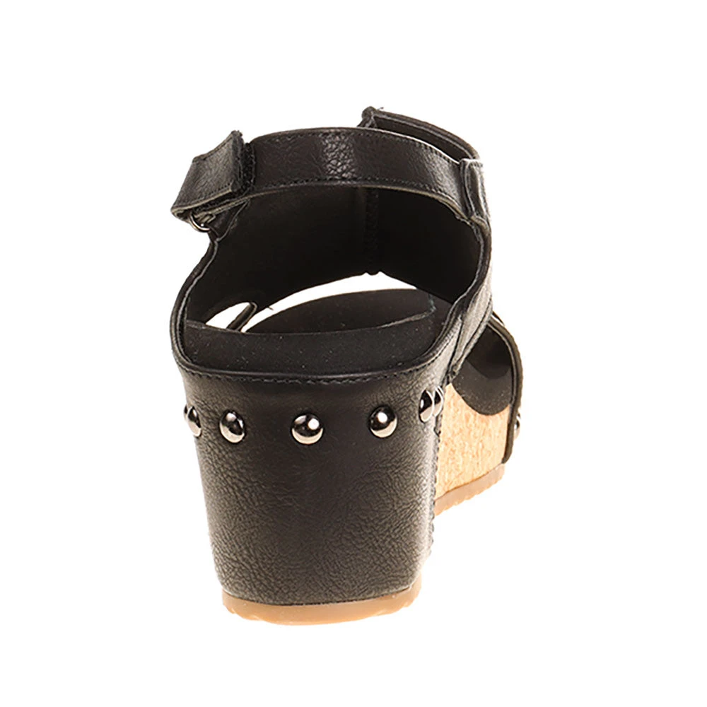 Corkys Footwear Women's Black Wedge Sandal - Image 4
