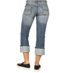 Stetson Ladies Classic Fit Light Wash Cropped Capris